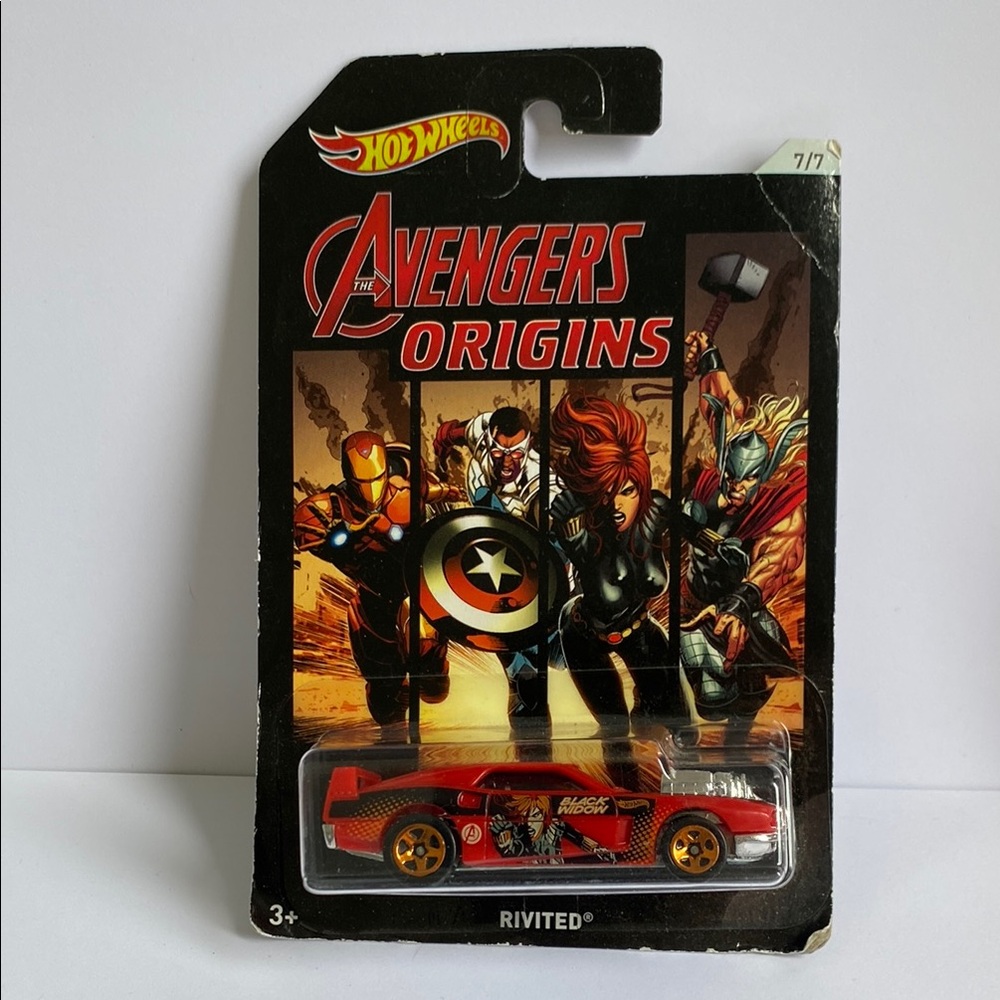 🚘 3/$26🚘 Hot Wheels The Avengers WalMart exclusive RIVITED BLACK WIDOW